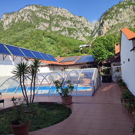 Pensiunea La Dolce Vita Băile Herculane Εξωτερικό φωτογραφία