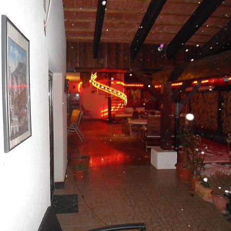 Pensiunea La Dolce Vita Băile Herculane Εξωτερικό φωτογραφία