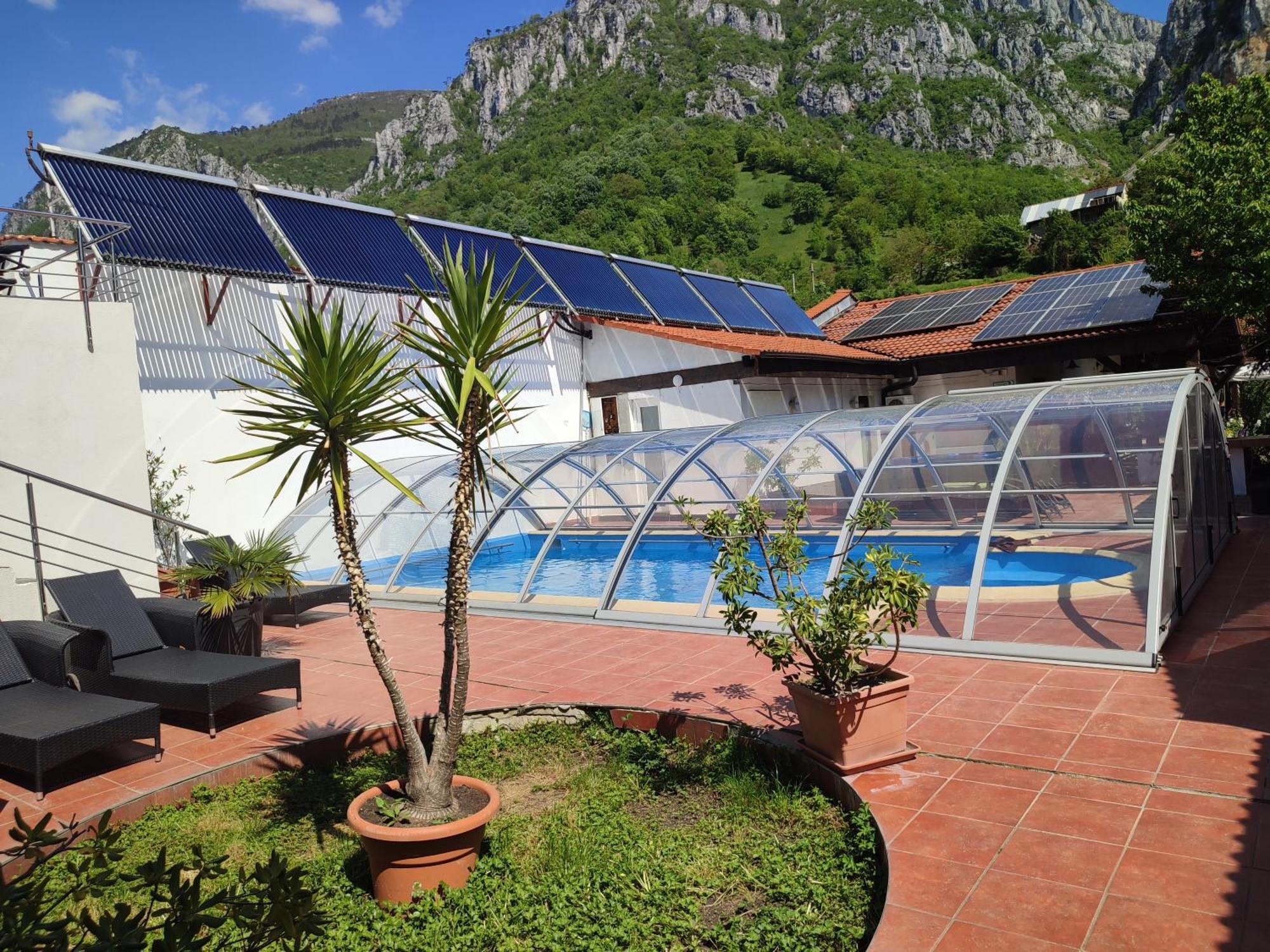 Pensiunea La Dolce Vita Băile Herculane Εξωτερικό φωτογραφία