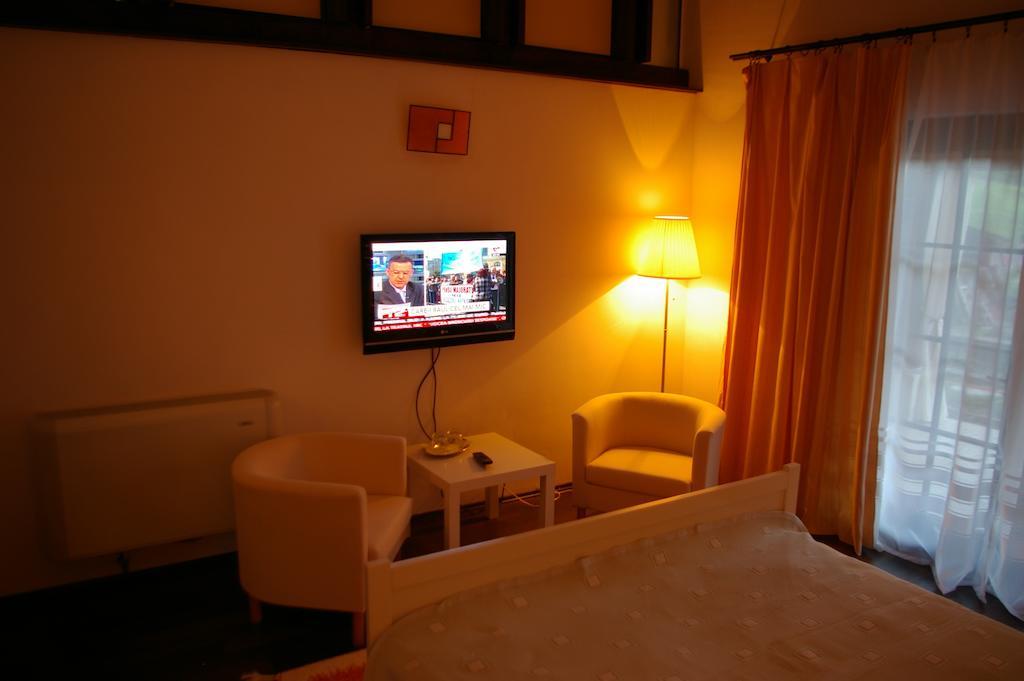 Pensiunea La Dolce Vita Băile Herculane Εξωτερικό φωτογραφία