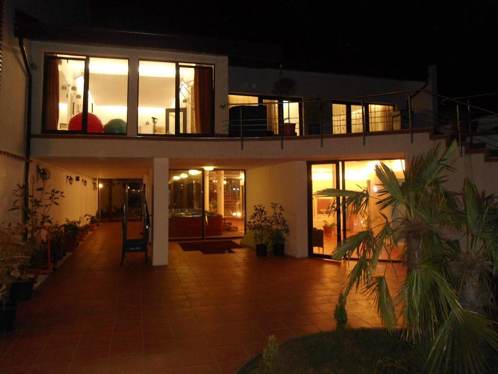 Pensiunea La Dolce Vita Băile Herculane Εξωτερικό φωτογραφία